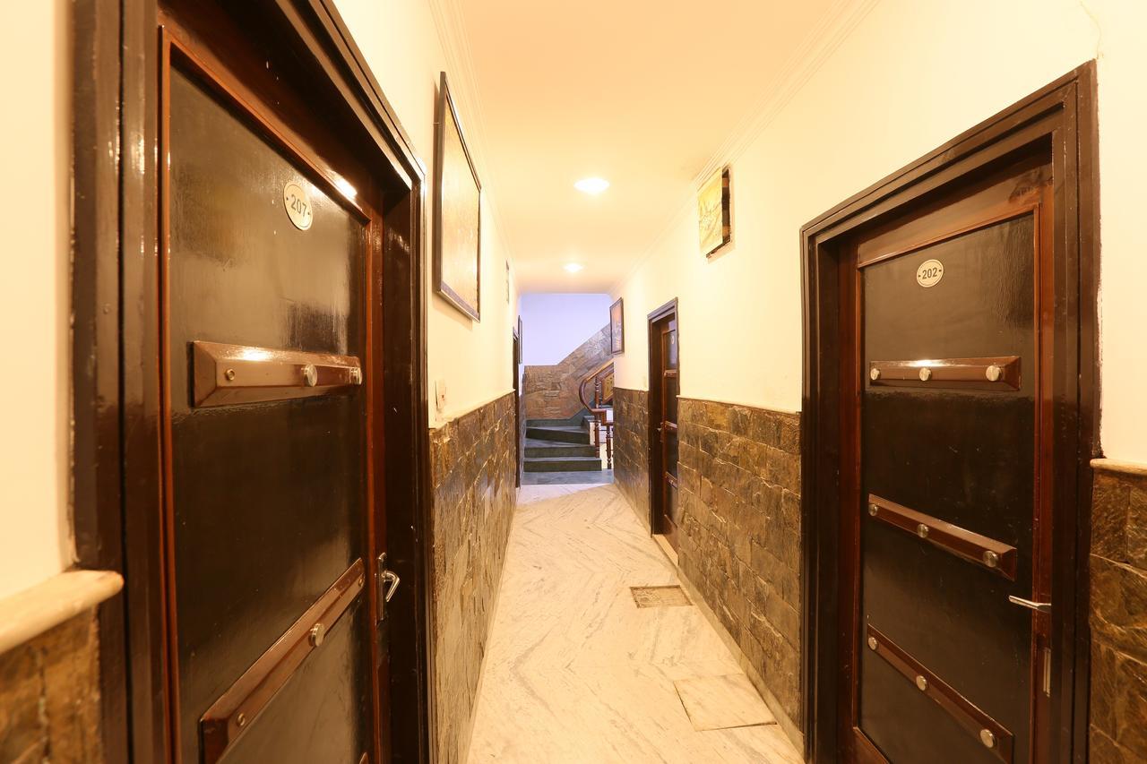 Hotel Katra Residency Esterno foto